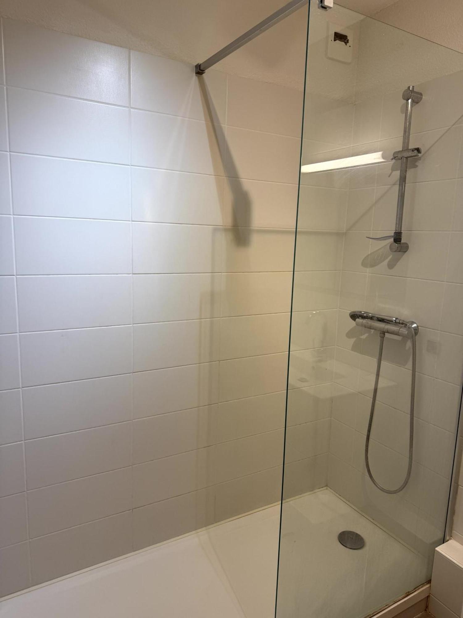 Appartement 4P 70M2 Plein Centre Avec Parking 阿让 外观 照片